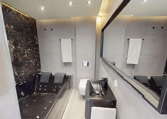 Softwave Wellness With Garage Included *